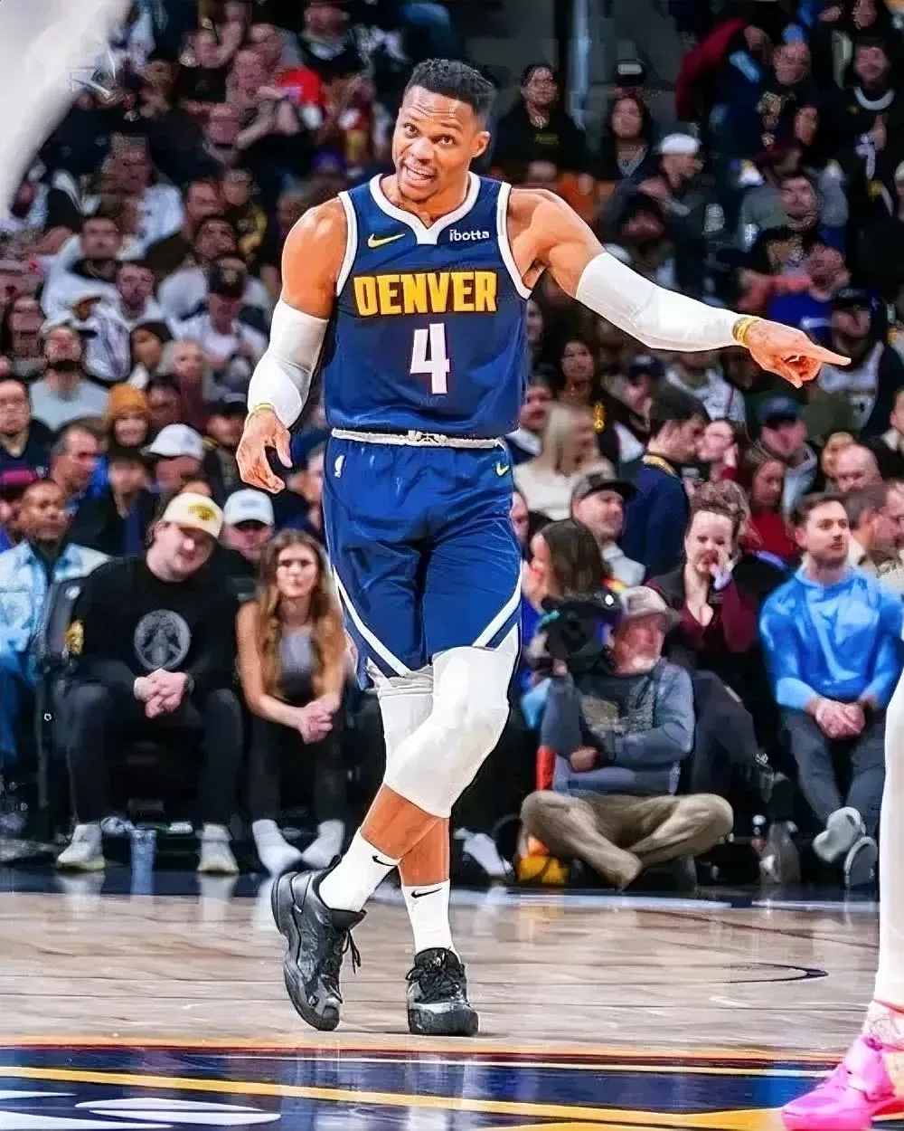 开云体育官方网站-掘金继续高歌猛进，轻取步行者的简单介绍