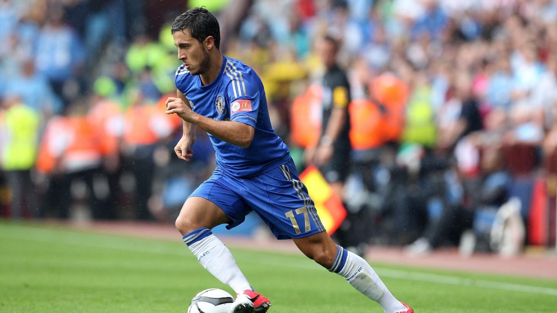 开云APP-足球启示录，那不勒斯翻盘中国，拉什福德统治全场—当足球成为一面镜子